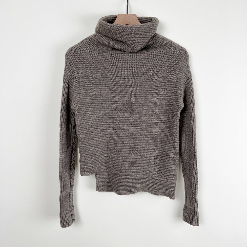 Aritzia Mika Cashmere & Wool Funnel Cowl Turtleneck Sweater Boxy Oversized Cozy - Picture 4 of 15